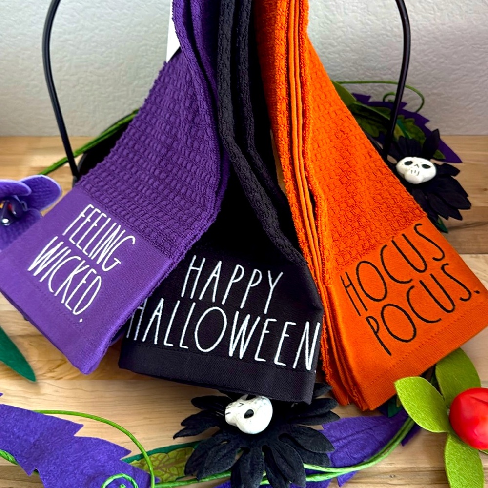 3x RAE DUNN EMBROIDERED HOCUS POCUS HAPPY HALLOWEEN FEELING WICKED KITCHEN TOWEL